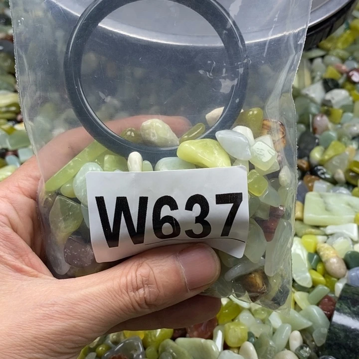 蛇纹石玉未镶嵌鱼缸石