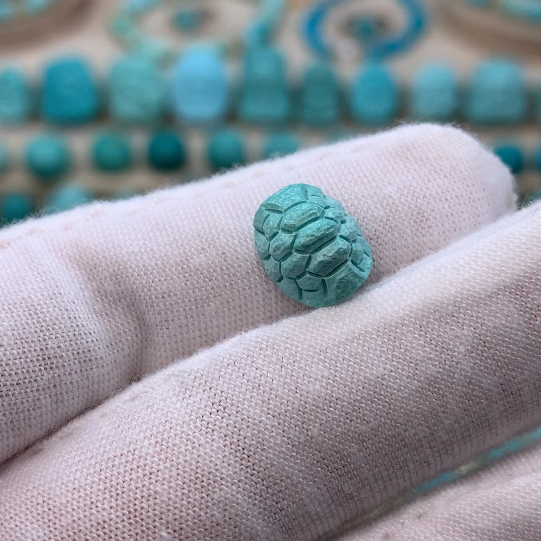 绿松石未镶嵌绿松石小富甲配饰