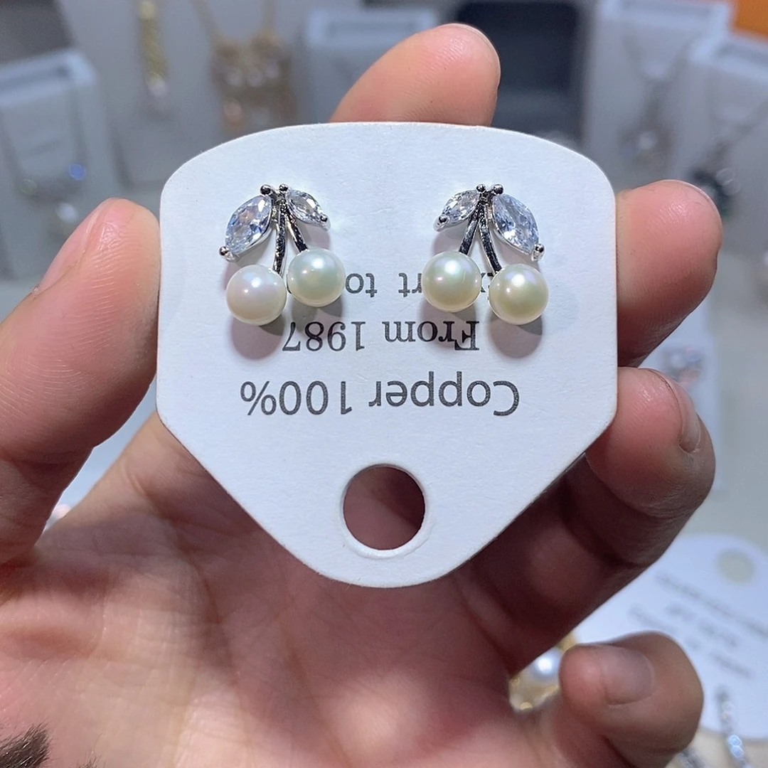 未镶嵌淡水珍珠耳饰