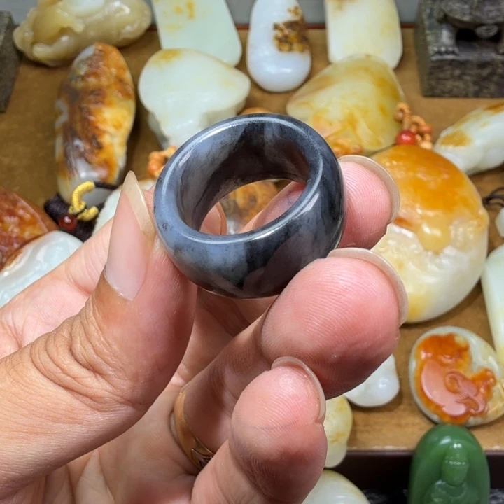 和田玉未镶嵌吊坠(不含链)