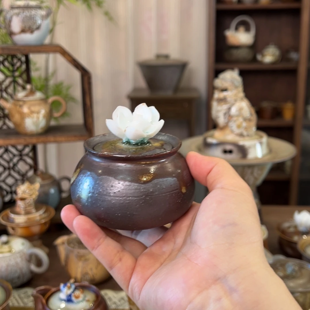 06陶泥花卉茶叶罐