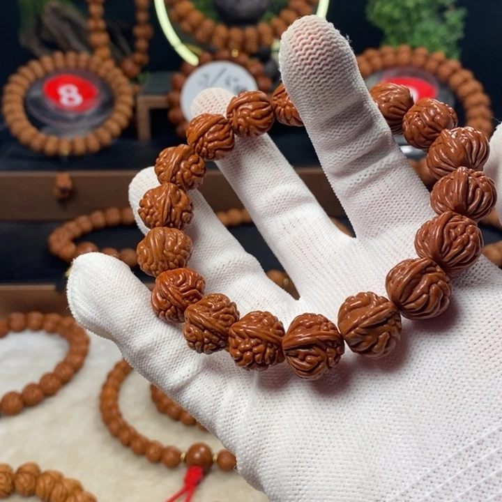 桃核吊坠鲲秦岭龙纹