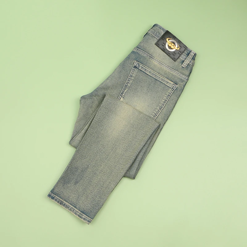 黄泥色牛仔裤男修身小脚复古水洗2025新款秋季裤子高端男士休闲裤