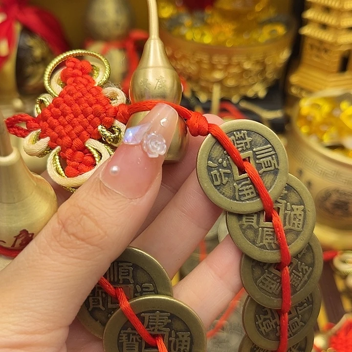 中号的葫芦上面换带图的款式，铜币加厚的