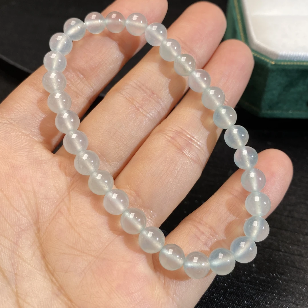 5.8mm高冰圆珠翡翠手串 种老色好 冰透水润 上手精致