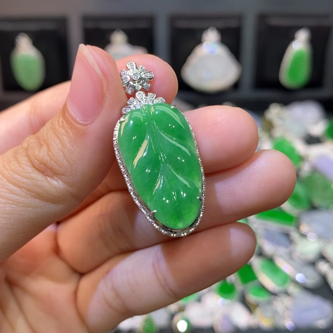 翡翠18K金镶嵌吊坠(不含链)