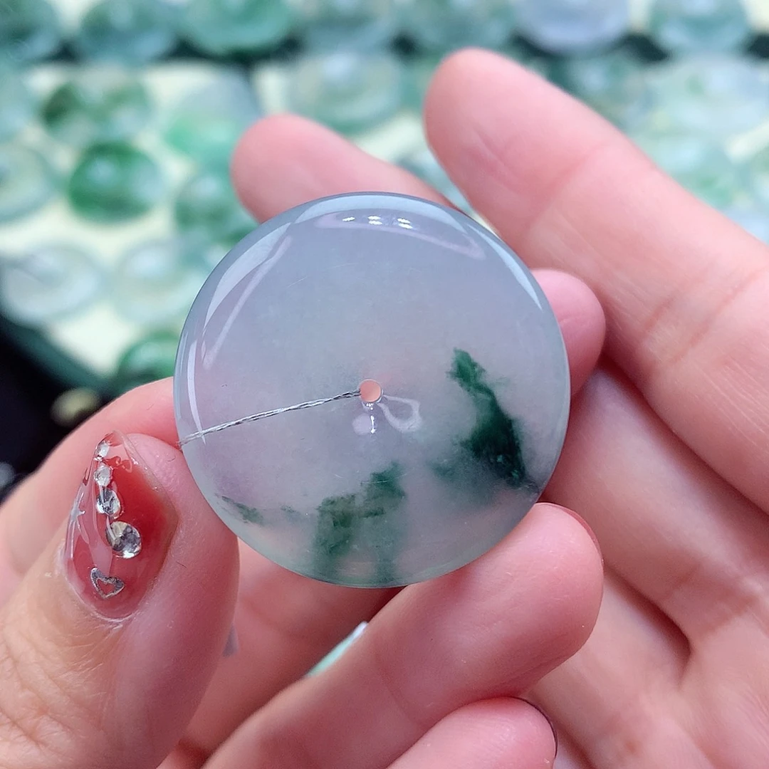 翡翠颈饰未镶嵌46尺寸28.9/5.6