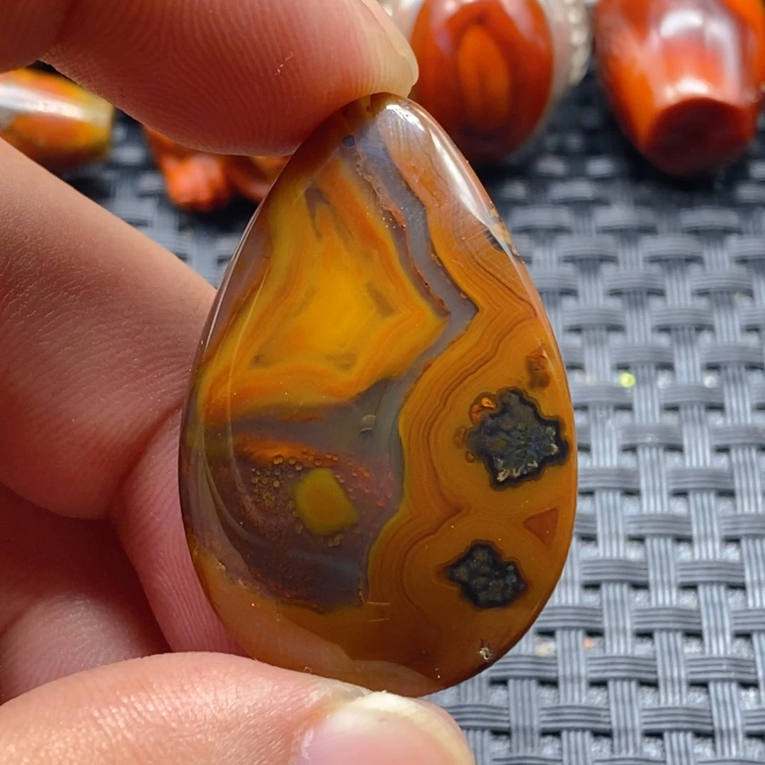 玛瑙/玉髓未镶嵌颈饰