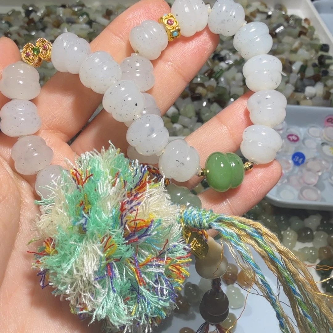 和田玉未镶嵌珠宝奇石