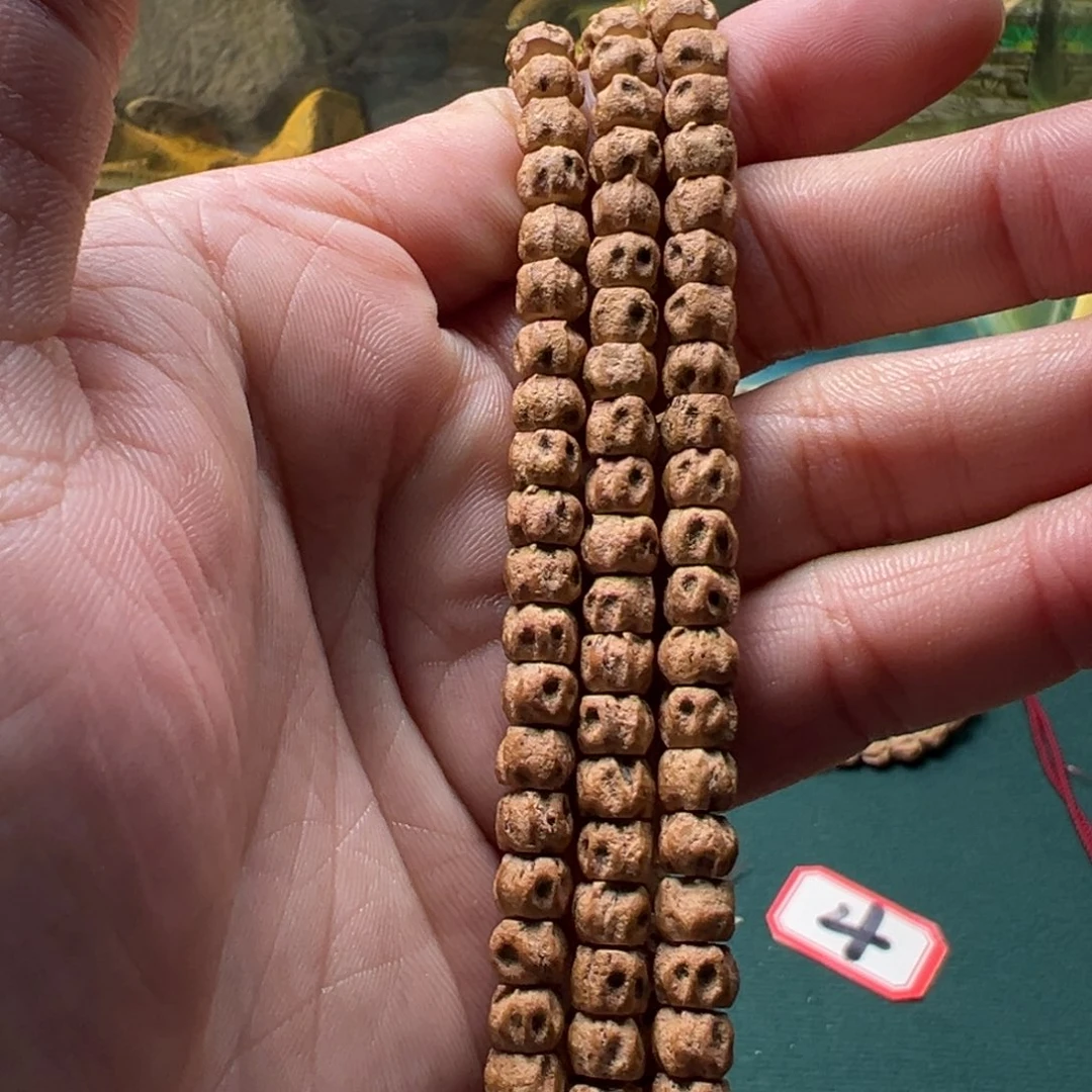 柏香籽/百香籽吊坠默****神A24