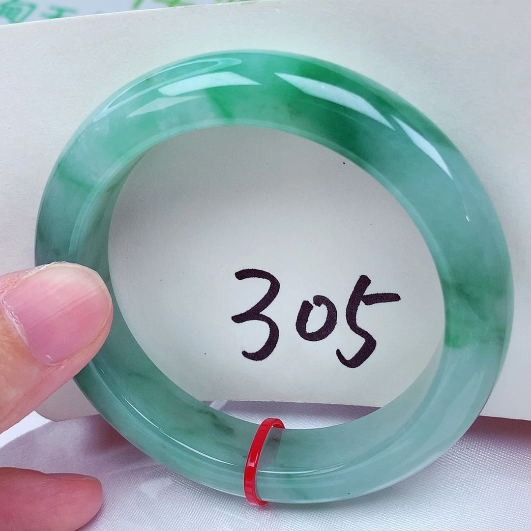 翡翠未镶嵌手镯翡翠