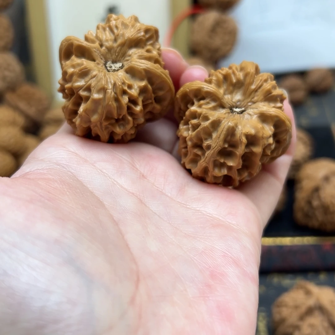 壹***米把件文玩核桃38➕龙门涧