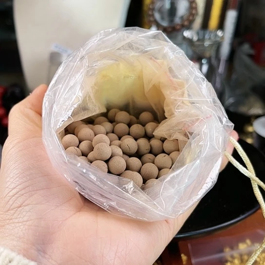 泥塑⁰雪中春信无孔瑕疵珠香包