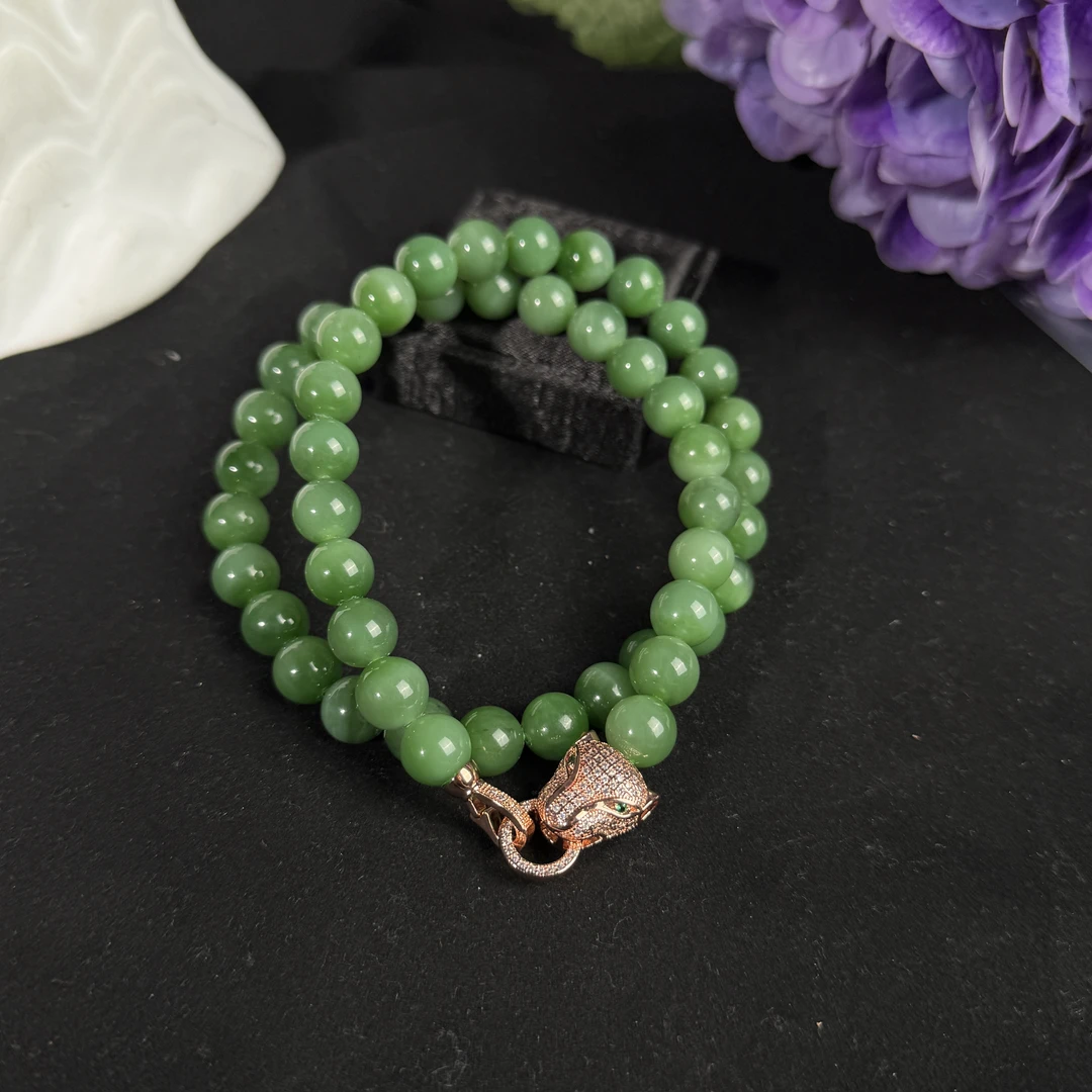 约10mm和田玉碧玉粉绿项链