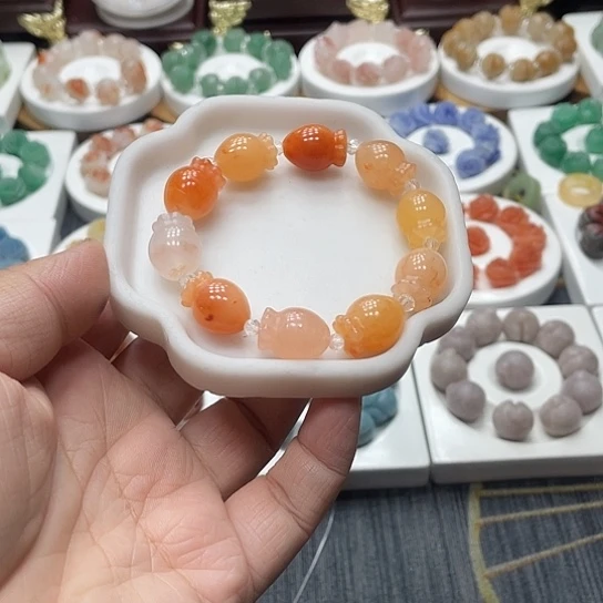 石英质玉（非洲翠）合金手串