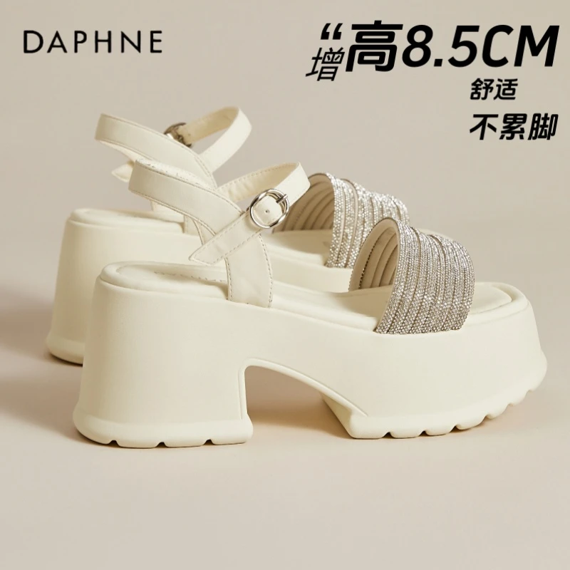 达芙妮厚底增高8cm凉鞋女水钻粗跟松糕鞋防水台一字带休闲高跟鞋