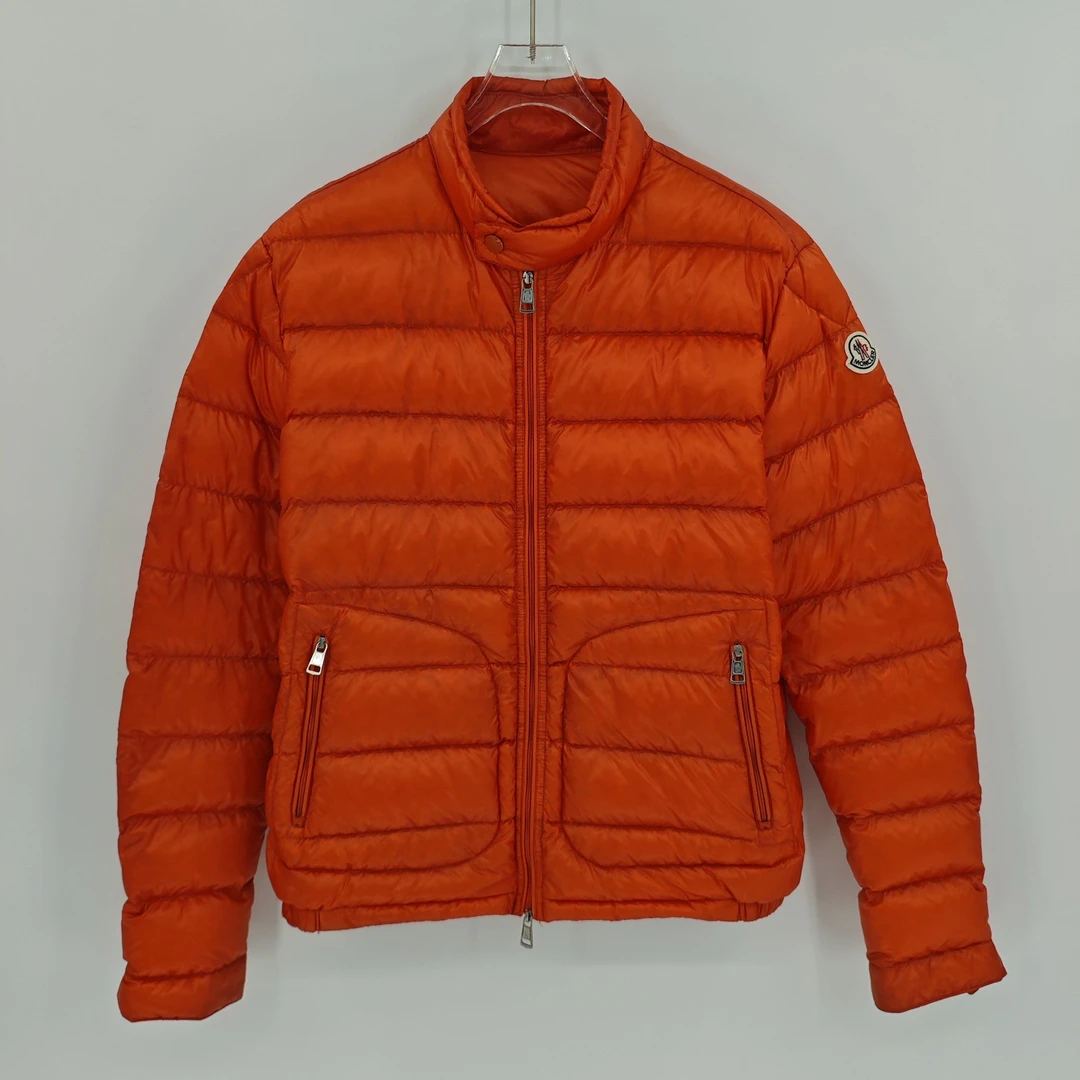 99新 MONCLER 蒙口   橘色徽标刺绣轻薄款羽绒服/1码/Sw24814