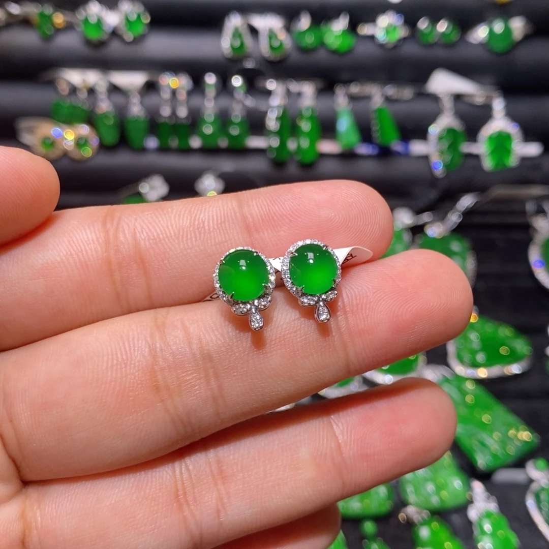 18K金镶嵌翡翠耳饰天然翡翠