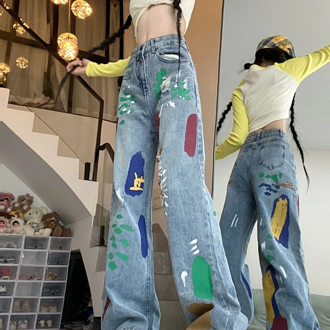 2024爆款女装美式涂鸦破洞直筒牛仔裤女宽松设计感小众阔腿裤