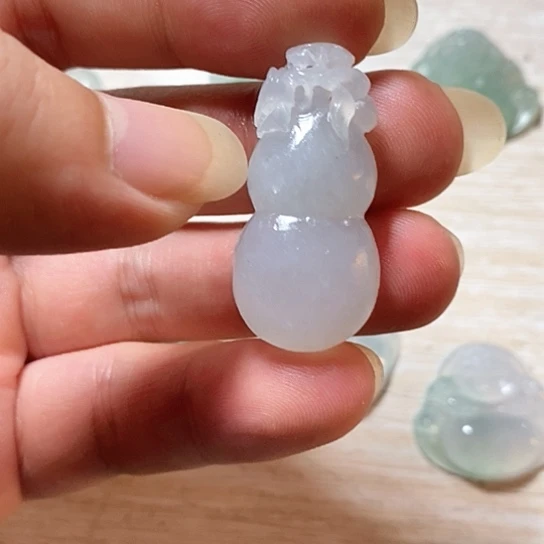 未镶嵌定制翡翠牌子