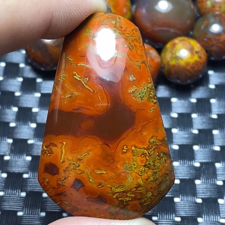 玛瑙/玉髓颈饰未镶嵌B****e