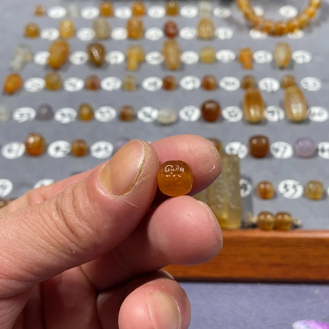 小***子玛瑙/玉髓合金颈饰珠