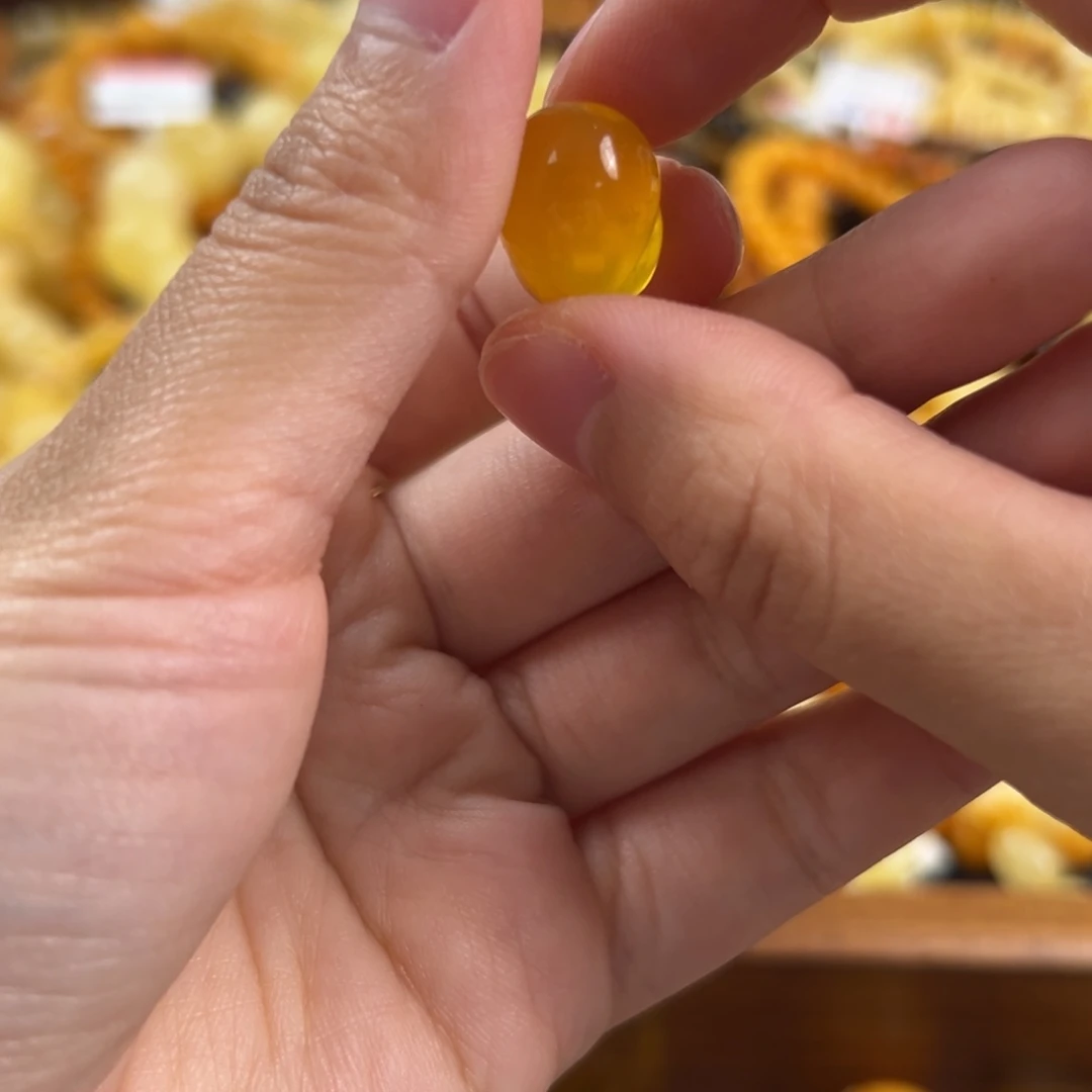 未镶嵌琥珀珠宝奇石