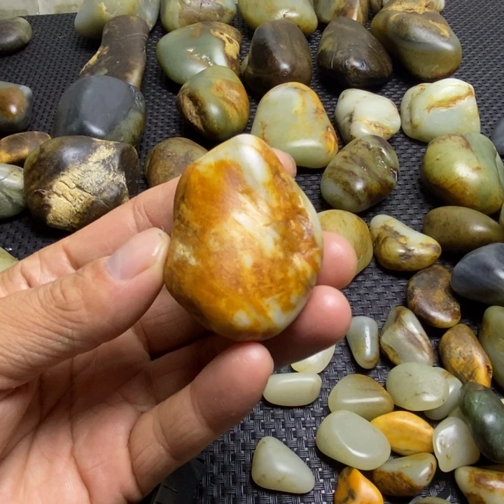 一***鹿未镶嵌和田玉（糖玉）珠宝奇石