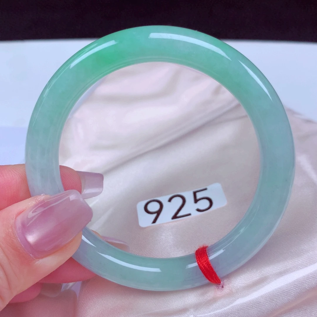 翡翠未镶嵌手镯手镯