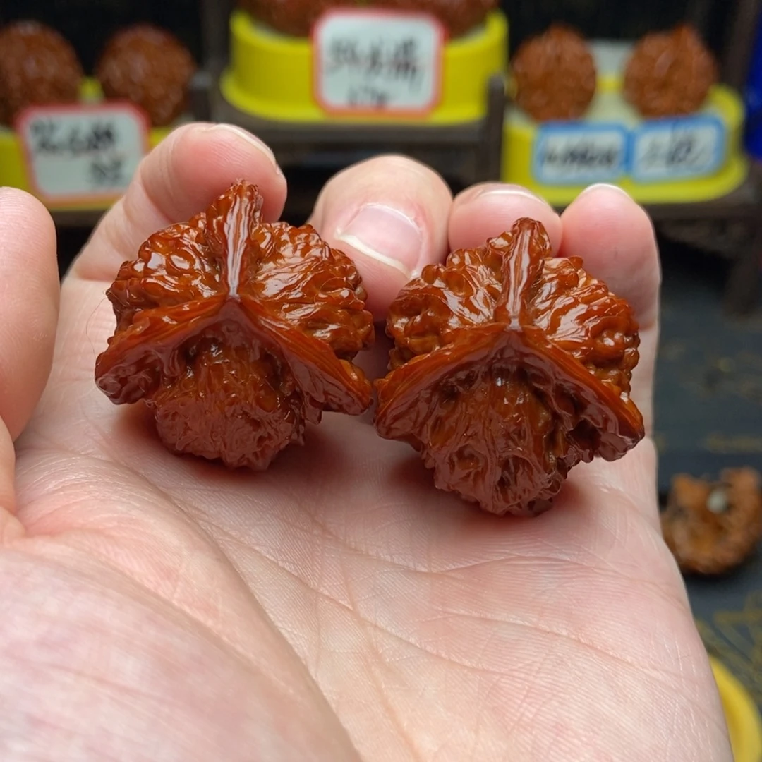 文玩核桃吊坠33盘山三棱