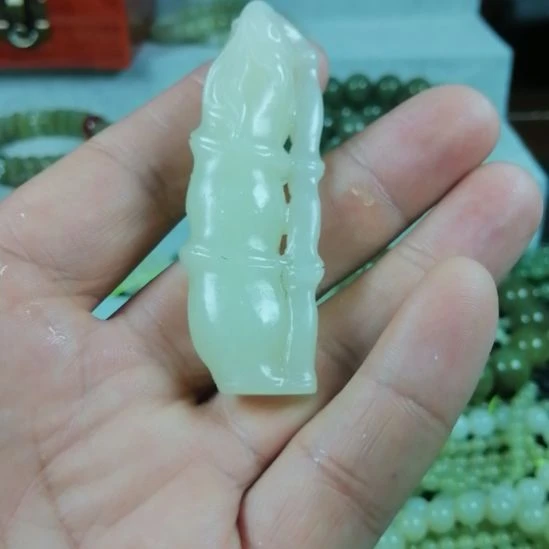 和田玉未镶嵌吊坠(不含链)