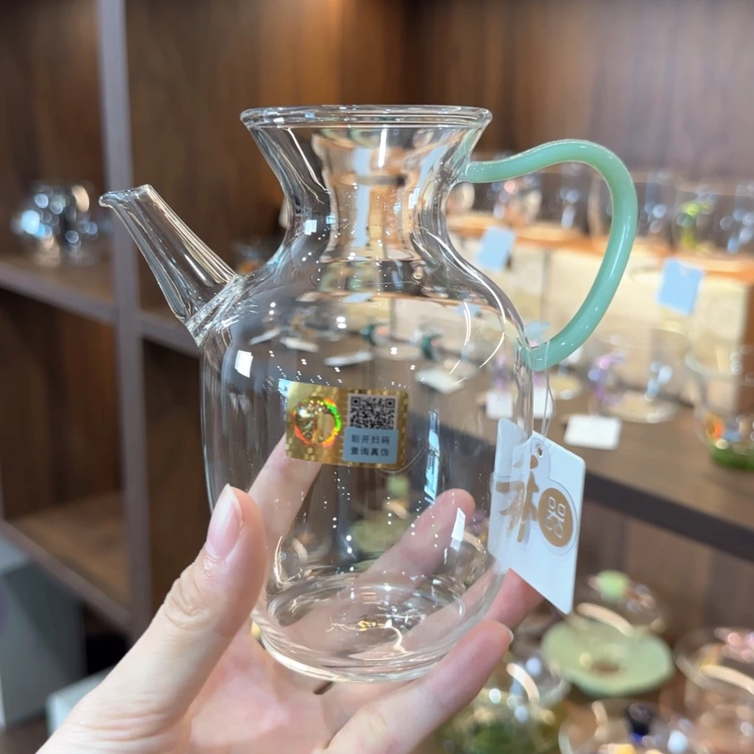 禾器昭然浅玉色。。。