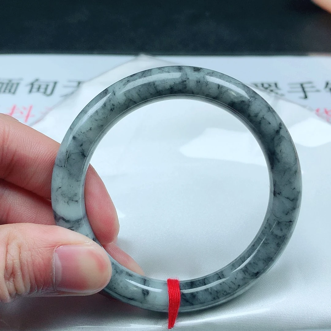 翡翠手镯未镶嵌圈53
