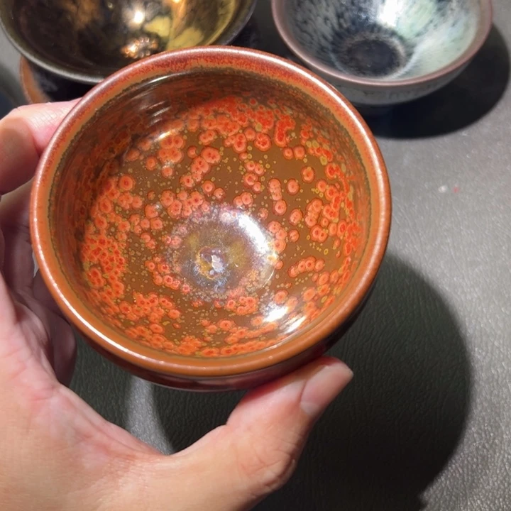 茶盏我在开会你忙什么啊