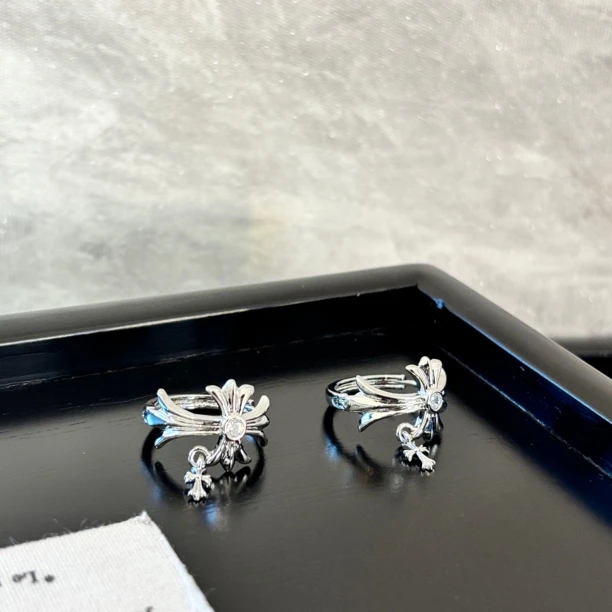 铜合金合成锆石耳饰 十字吊坠耳环EH3254