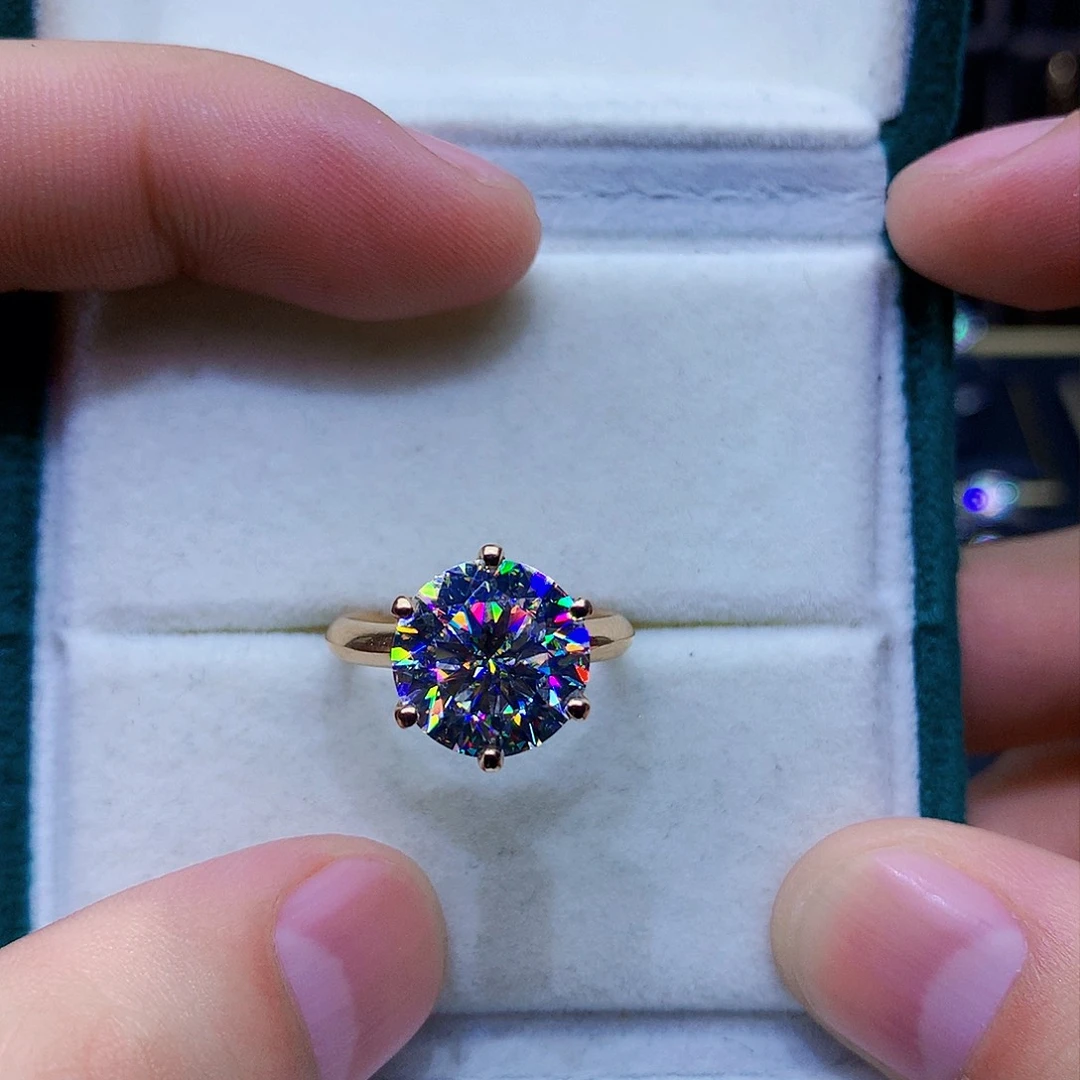 18K金镶嵌合成碳硅石（莫桑石）戒指/指环节****3