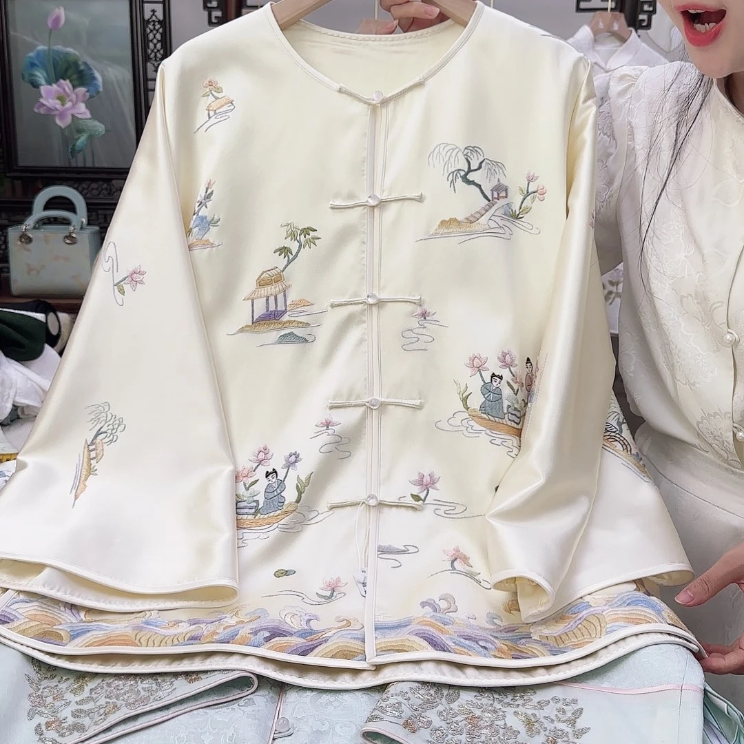 苏绣10，真丝外套胸围108衣长66