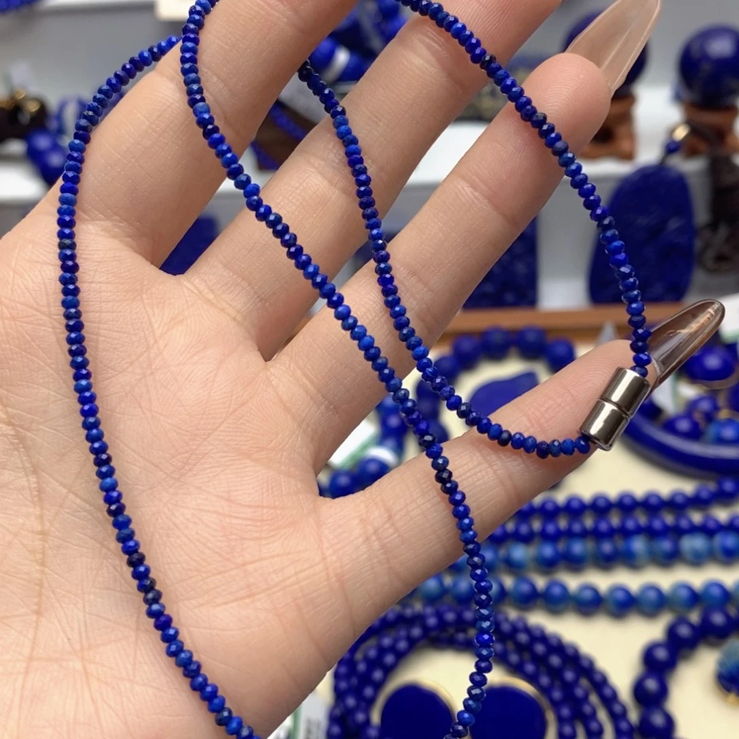 青金石未镶嵌颈饰