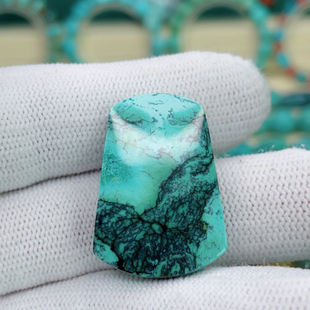 未镶嵌绿松石珠宝奇石