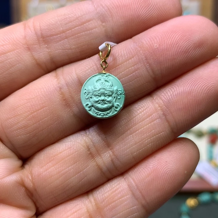 绿松石18K金镶嵌挂件