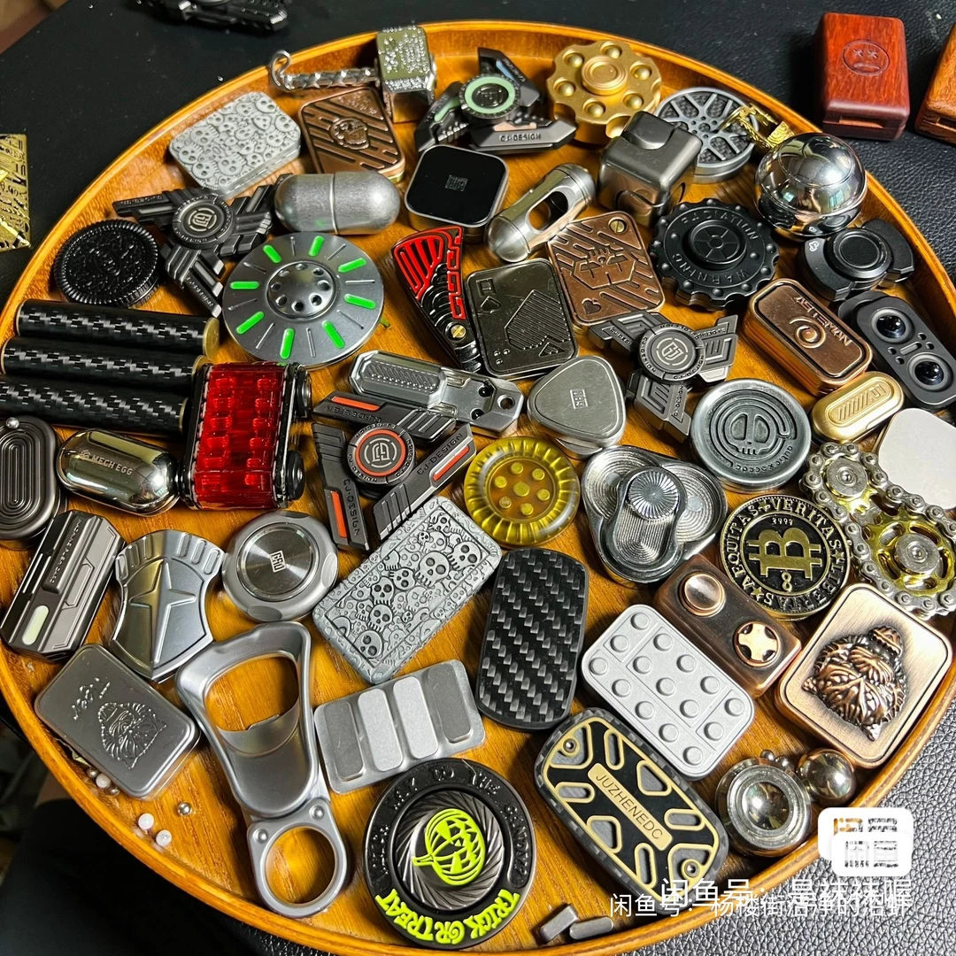 指尖陀螺 推牌 叮叮 磁悬浮