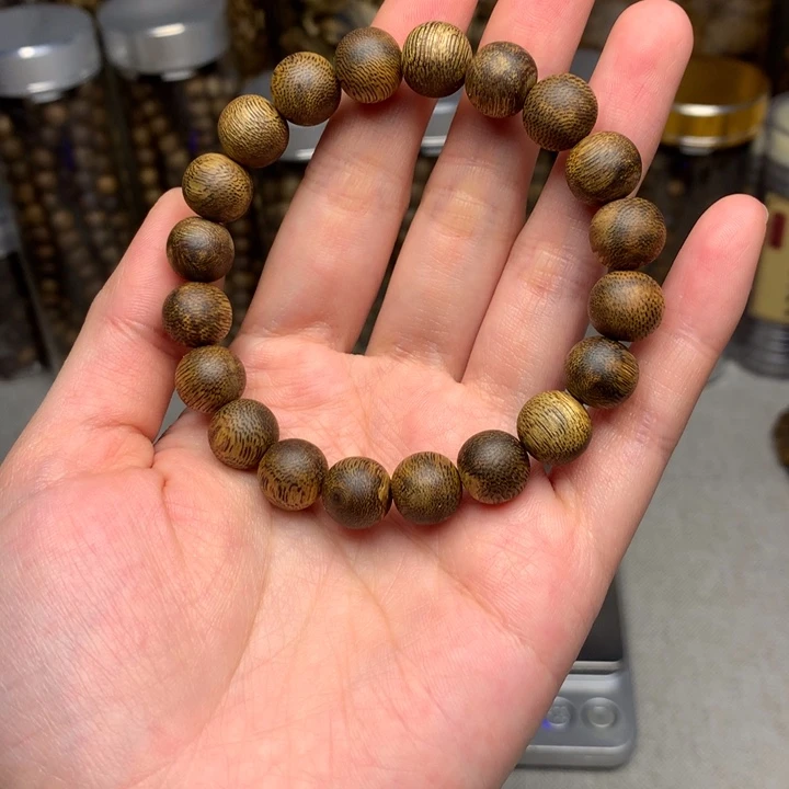 清***@沉香沉香碎屑沉香奇楠单圈金沙叶卡10保7克