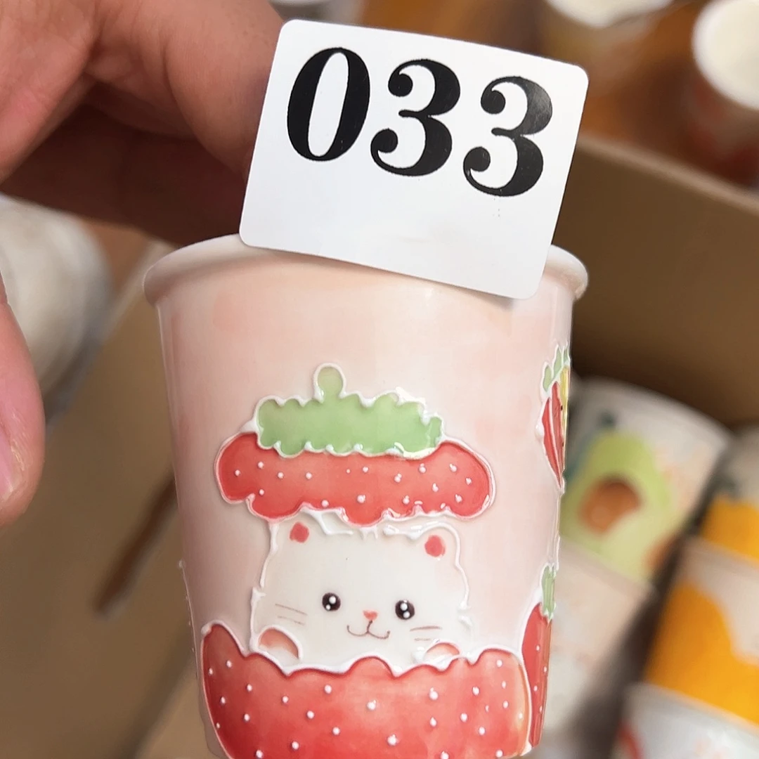 景德镇手绘陶瓷杯子