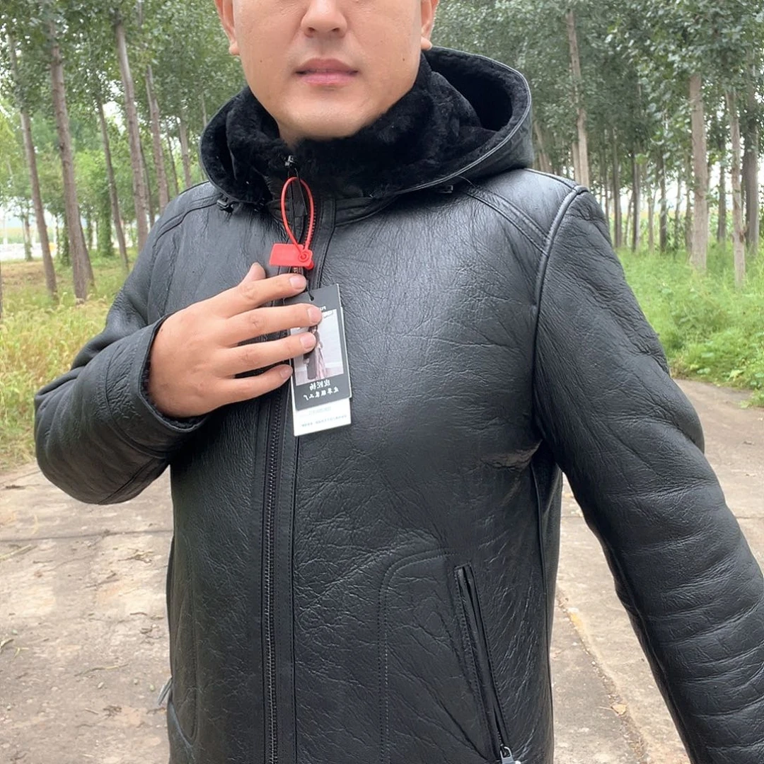 帽款皮毛一体黑色
