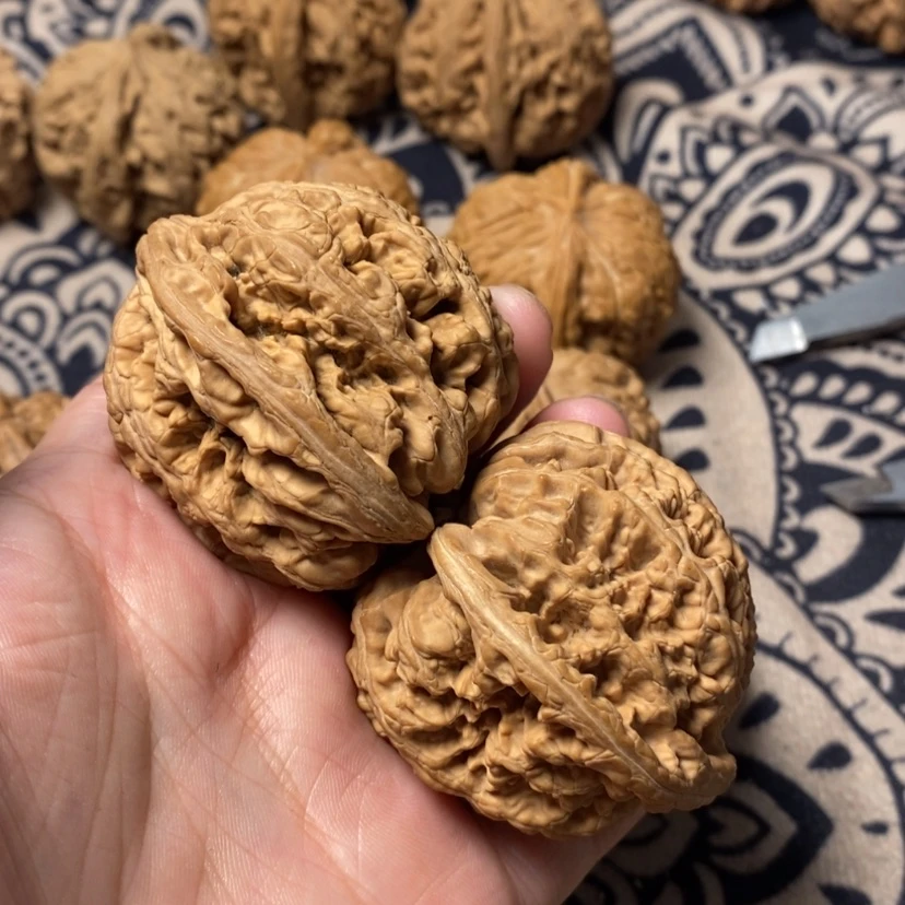 【闪购商品】文玩核桃吊坠顾*静静