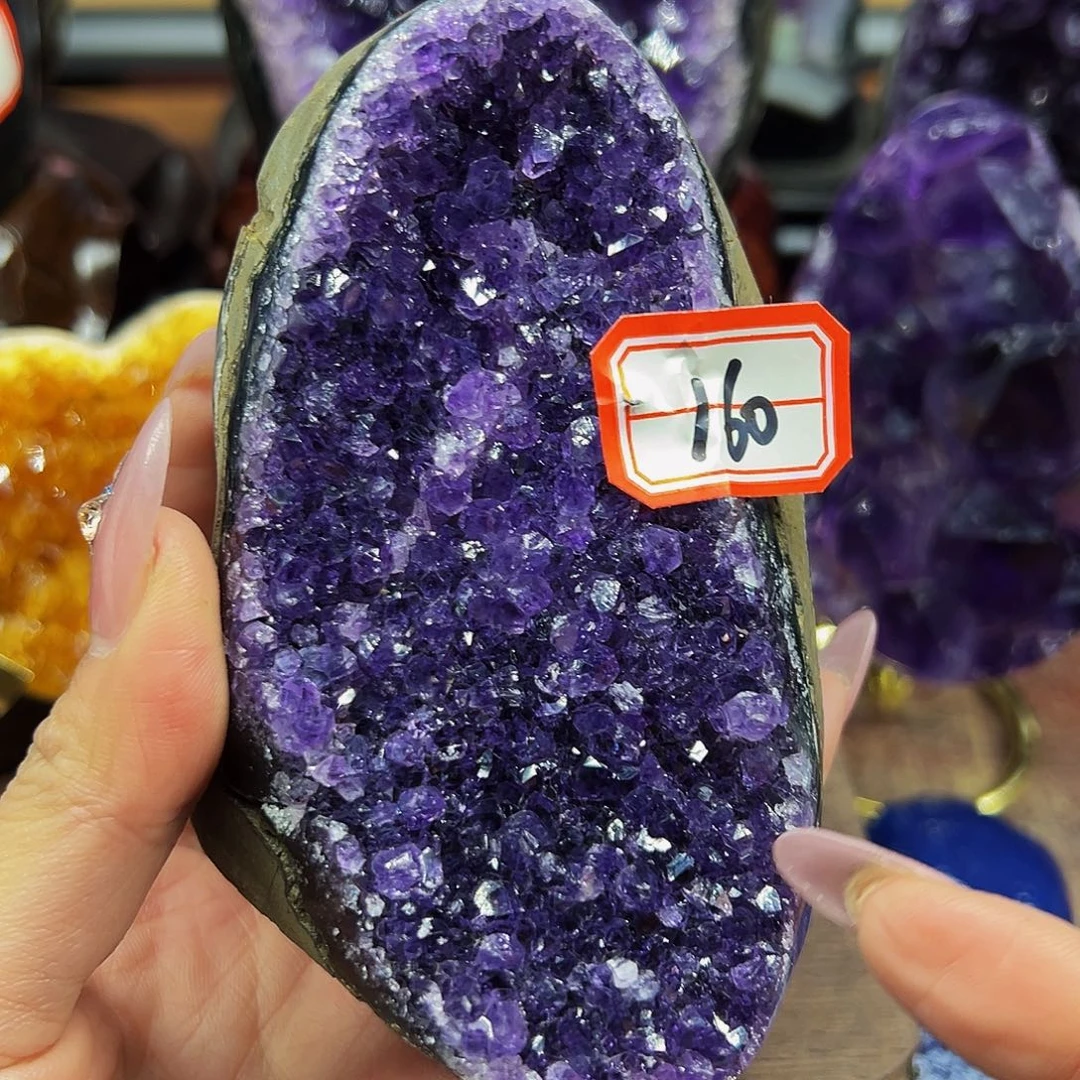 水晶大型摆件未镶嵌