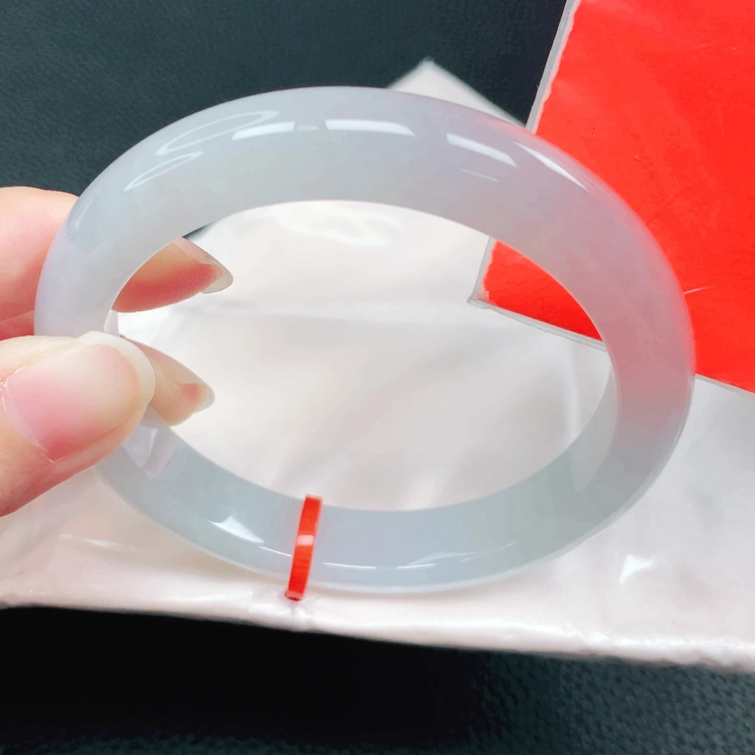 翡翠未镶嵌手镯58圈