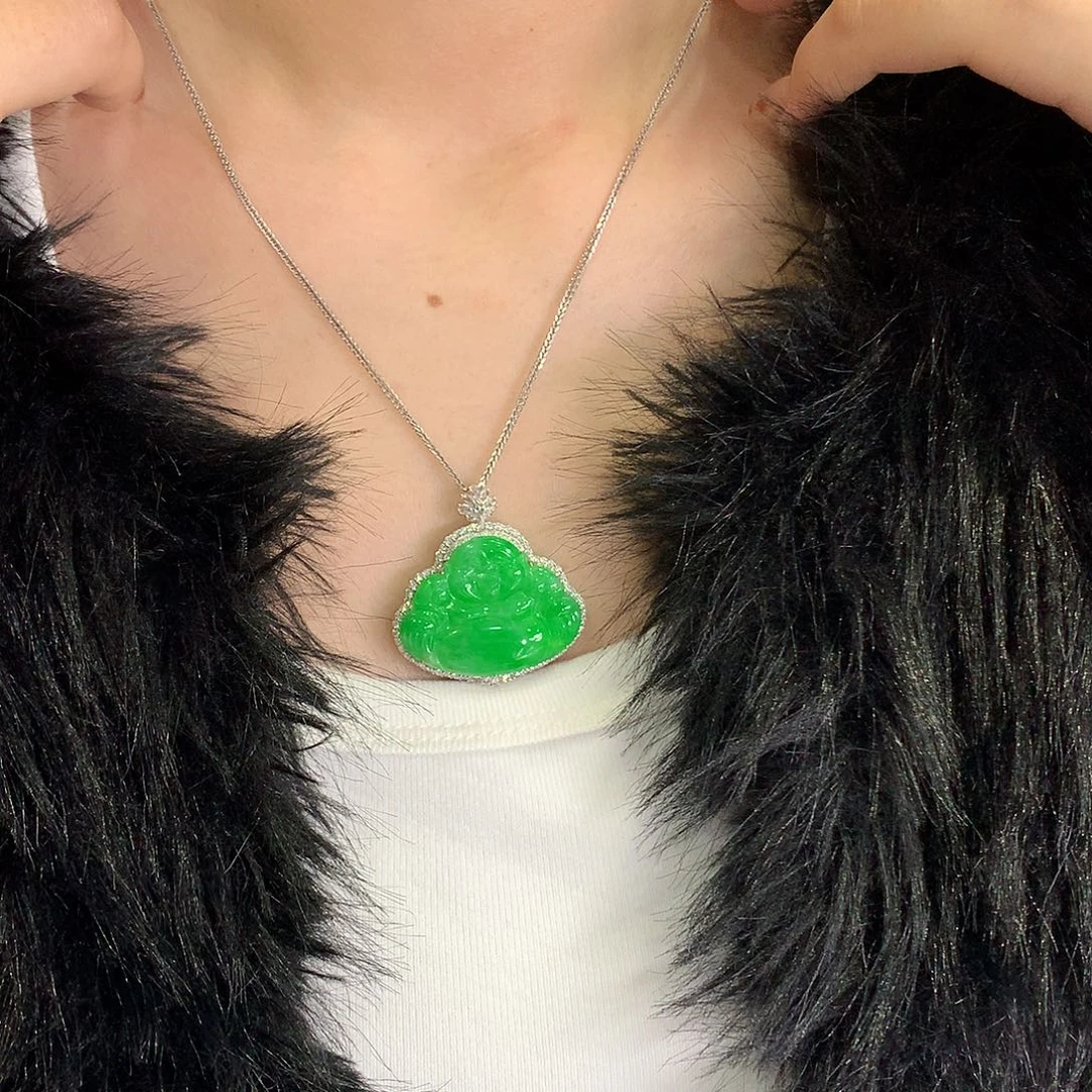 翡翠18K金镶嵌颈饰