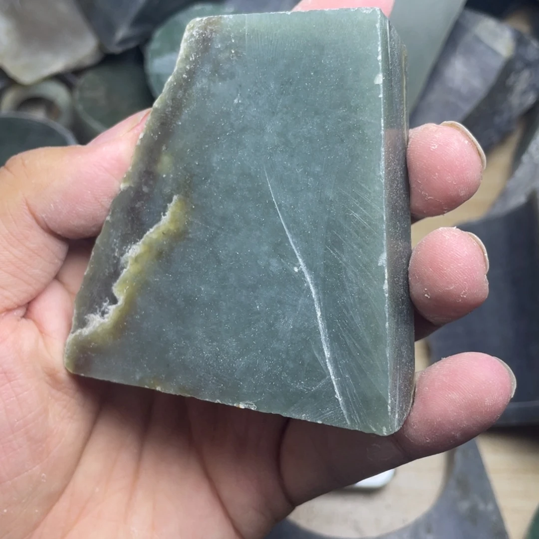 和田玉未镶嵌珠宝半成品