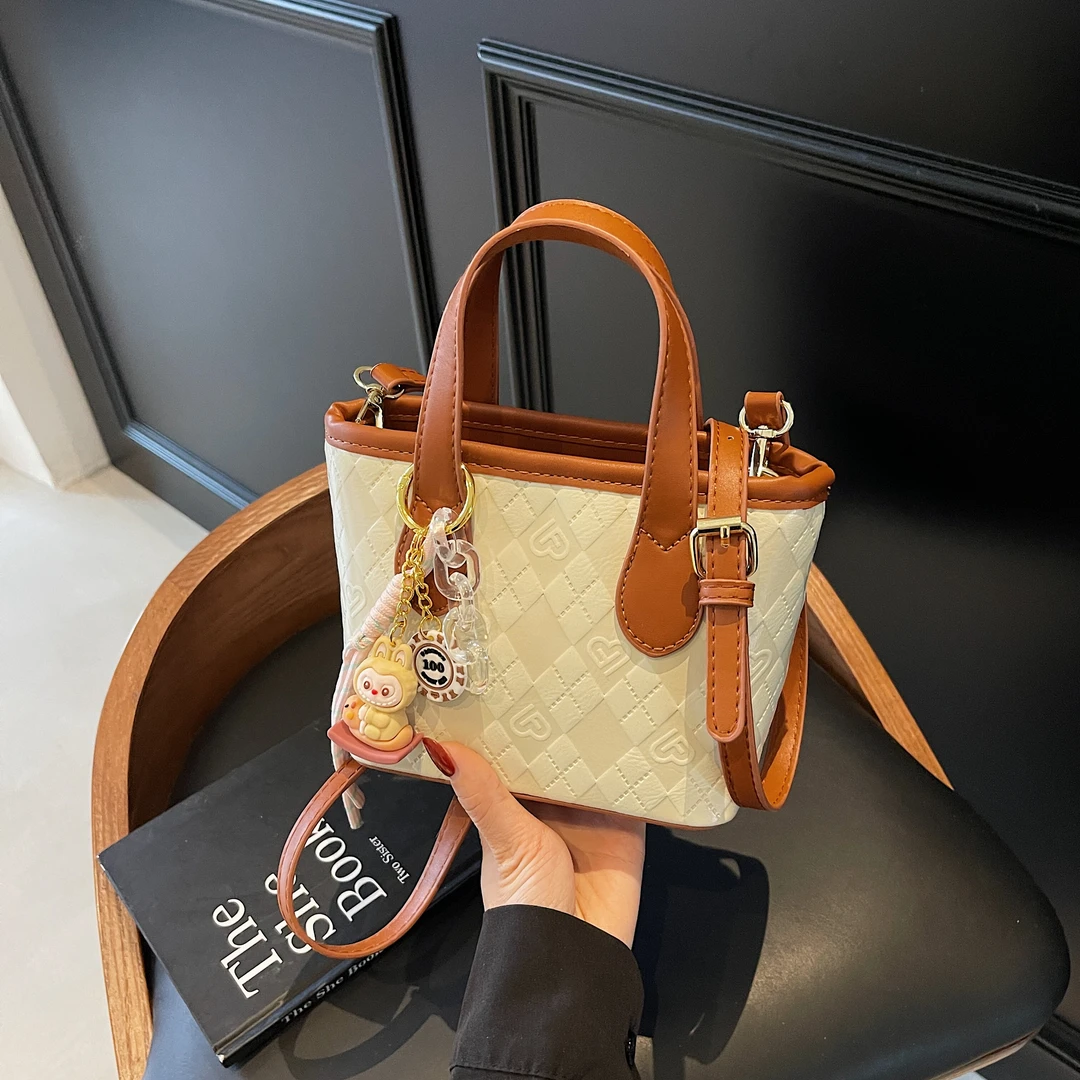 法式小众手提小拎包女2025新款时尚撞色百搭单肩水桶包菱格斜挎包